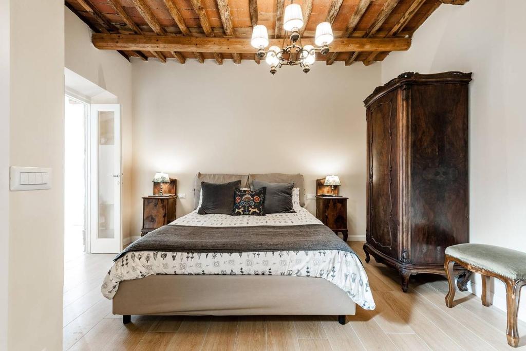 Cortile in centro - Charm Suite Heart of Lucca- 2 SmartTV – Lucca